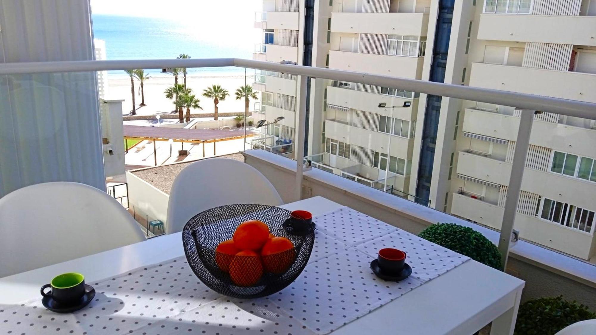 Apartamento Frente Al Mar Cullera Bagian luar foto